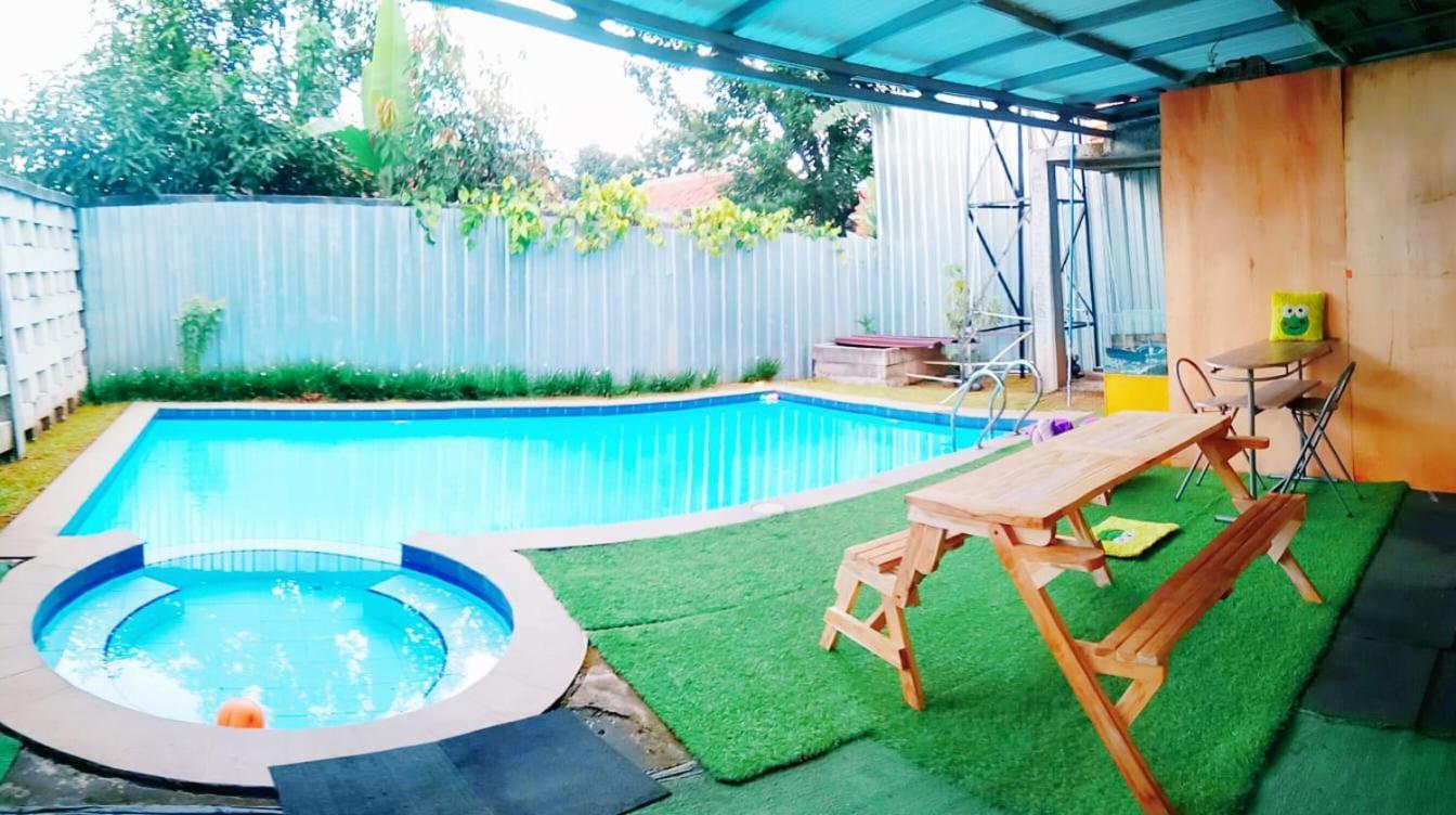 Algira Guest House Gunungbatu Syariah Cimanggu 外观 照片